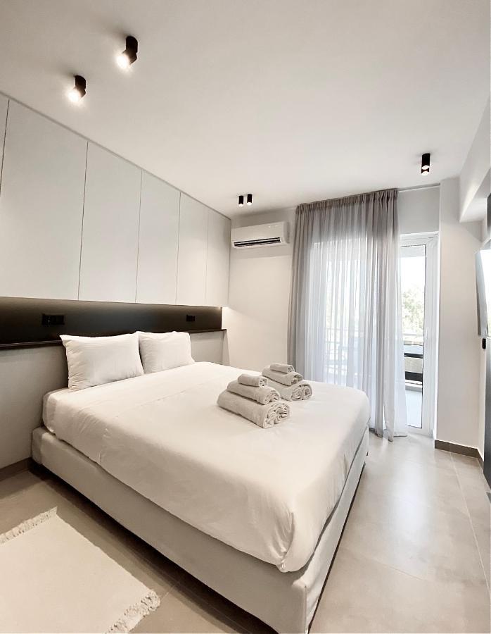 Seafront Apartment By C2C Architects Kalívia Thorikú Kültér fotó