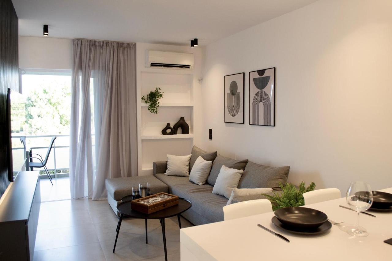 Seafront Apartment By C2C Architects Kalívia Thorikú Kültér fotó