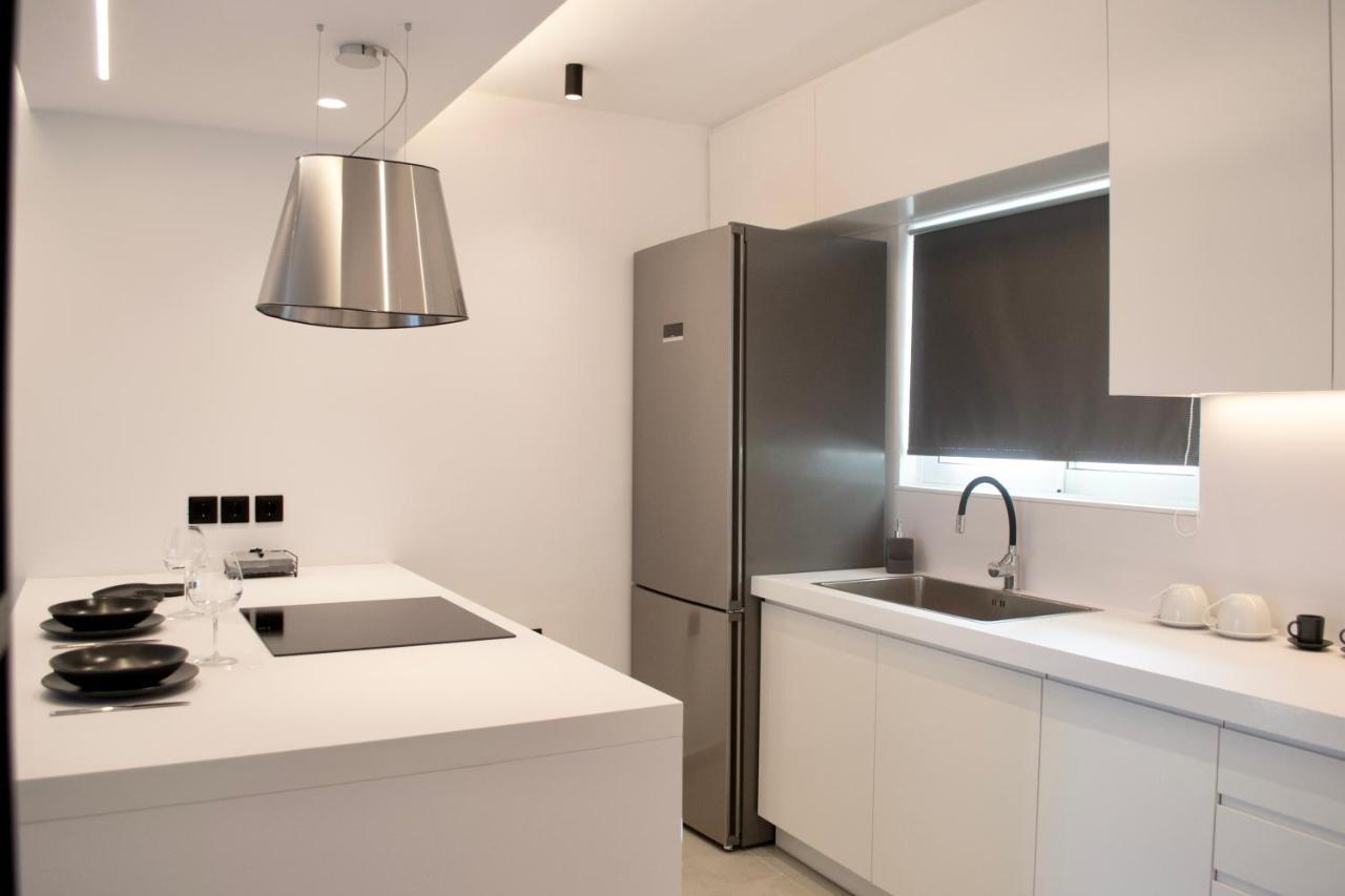 Seafront Apartment By C2C Architects Kalívia Thorikú Kültér fotó